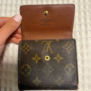 LOUIS VUITTON Wallet